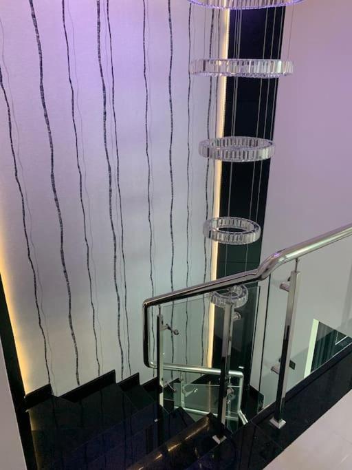 Luxury Penthouse With Amazing Sea View First Row Leilighet
