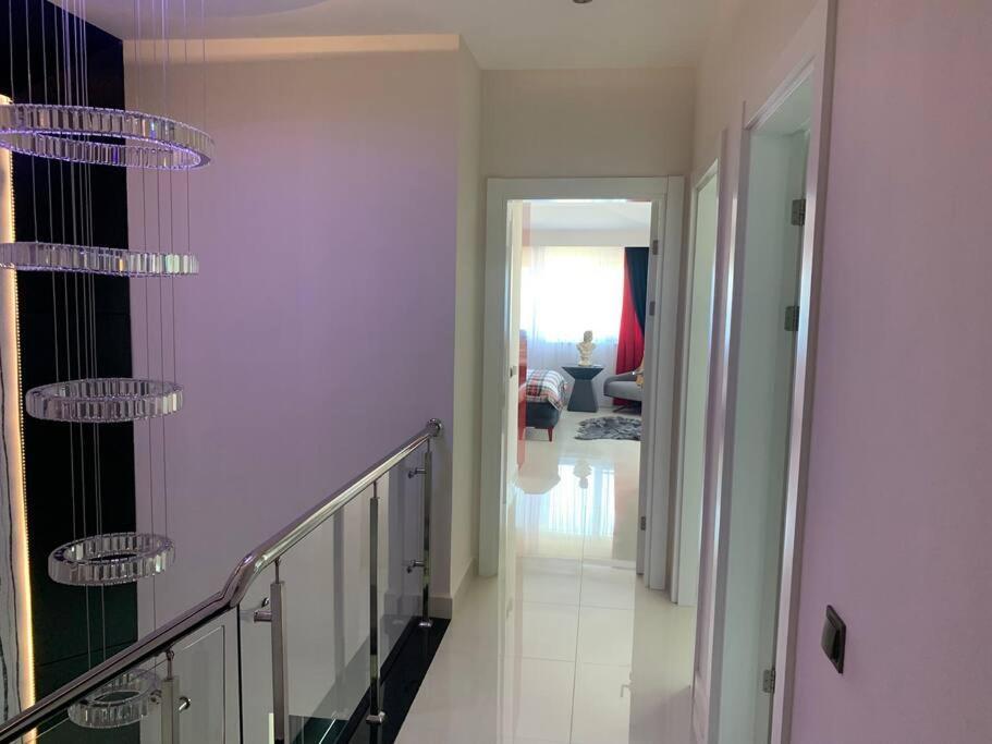 Luxury Penthouse With Amazing Sea View First Row Lejlighed